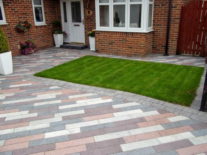 Popular Paver Styles And Patterns For Driveways And Floors
